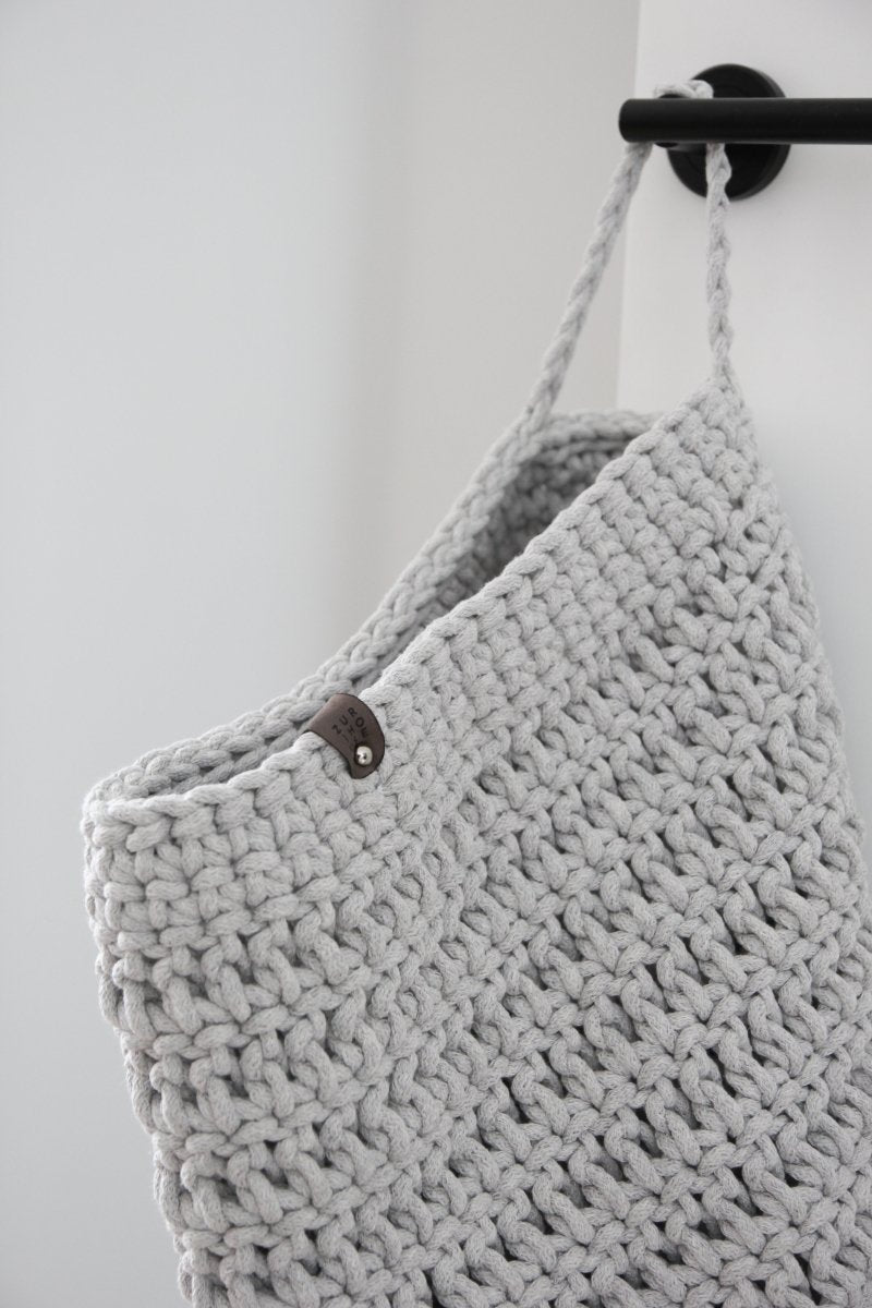Crochet hanging bag, Large, LIGHT GREY - Zuri House