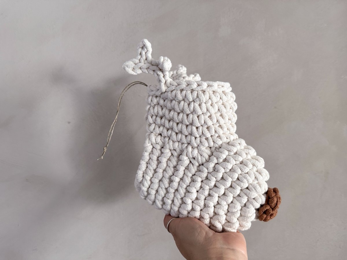 Crochet Reindeer Stocking | Ivory & Cinnamon Nose - Zuri House