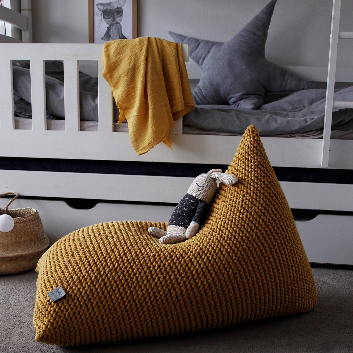 Knitted bean bag KIDS MUSTARD Worldwide shipping 50 colours