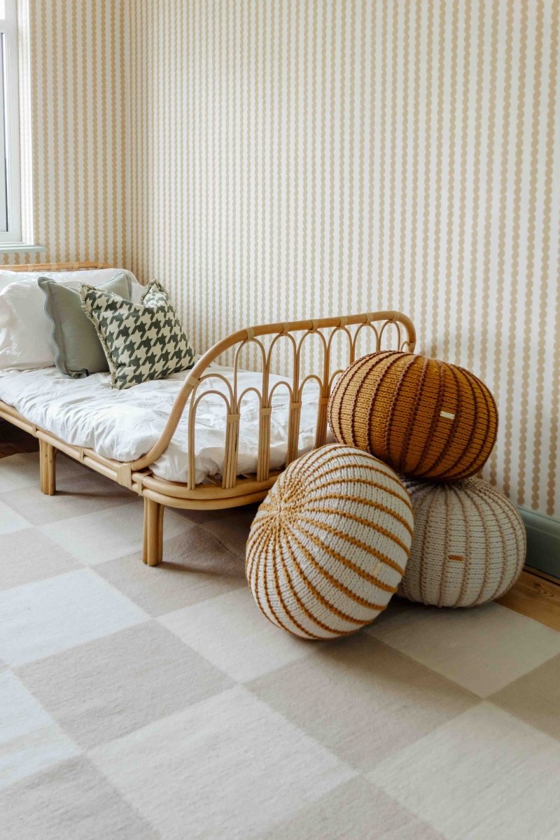 KNITTED ZIGGY POUFFES - Zuri House