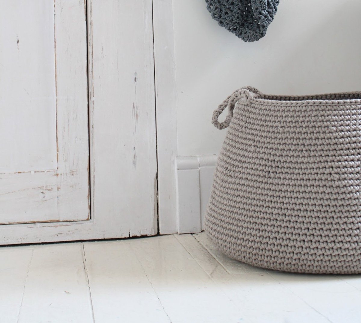 LARGE STORAGE - Zuri House