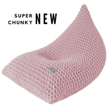 Chunky knitted bean bag | POWDER PINK