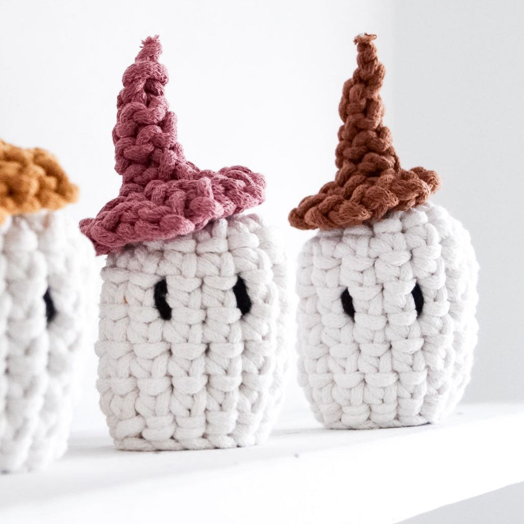 crochet friendly ghosts