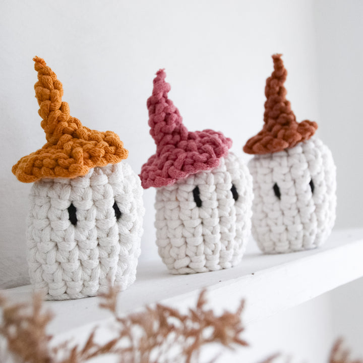 crochet ghosts decoration halloween