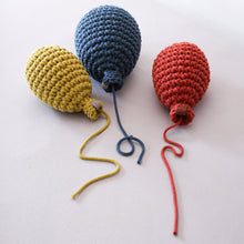 Crochet balloon | GOLD GREEN