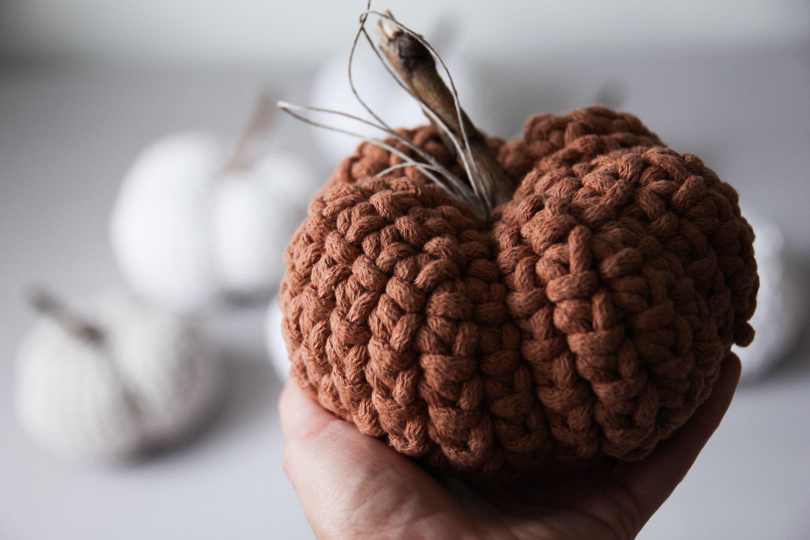 CROCHET PUMPKIN - Zuri House