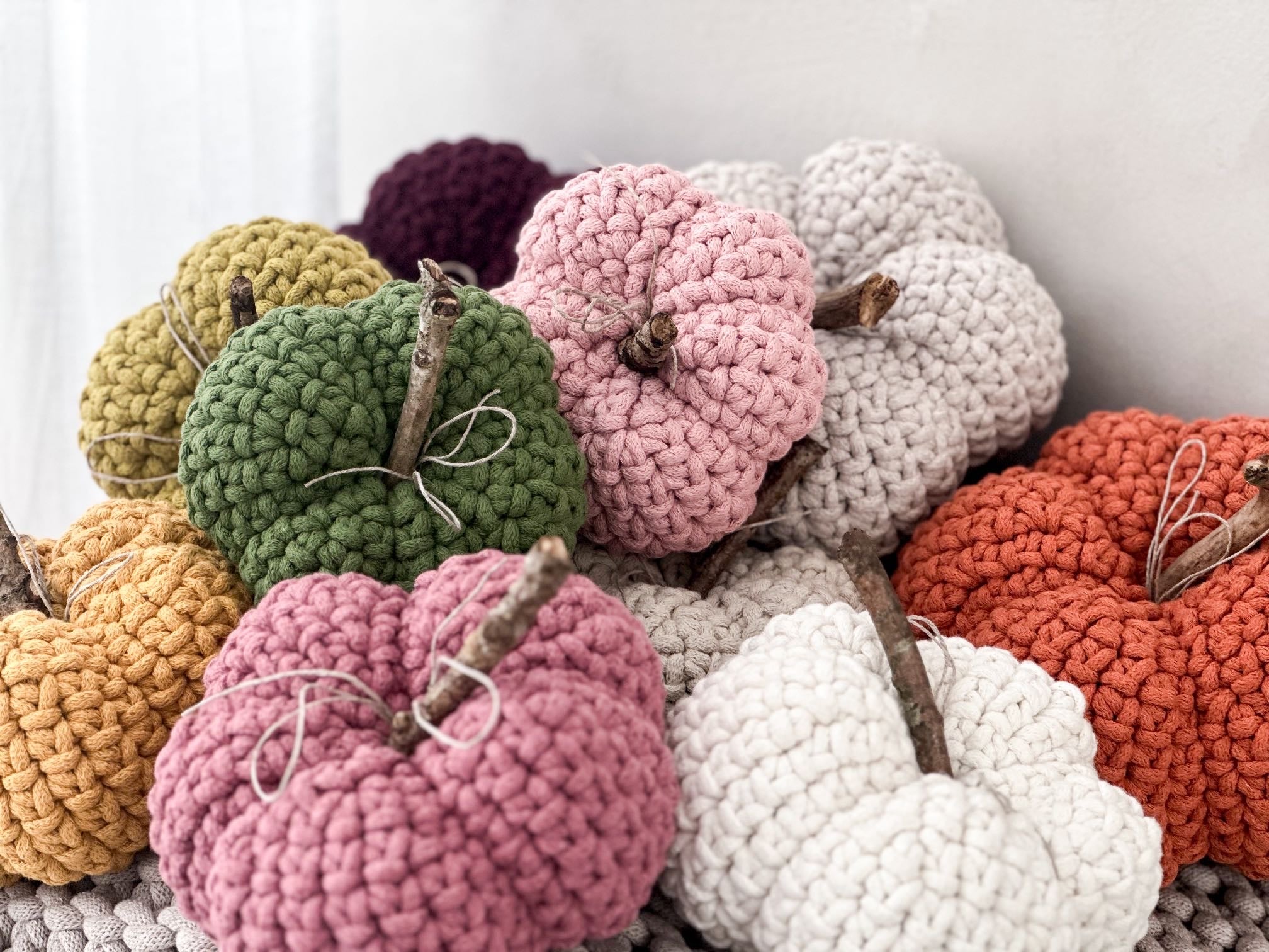 CROCHET PUMPKIN - Zuri House