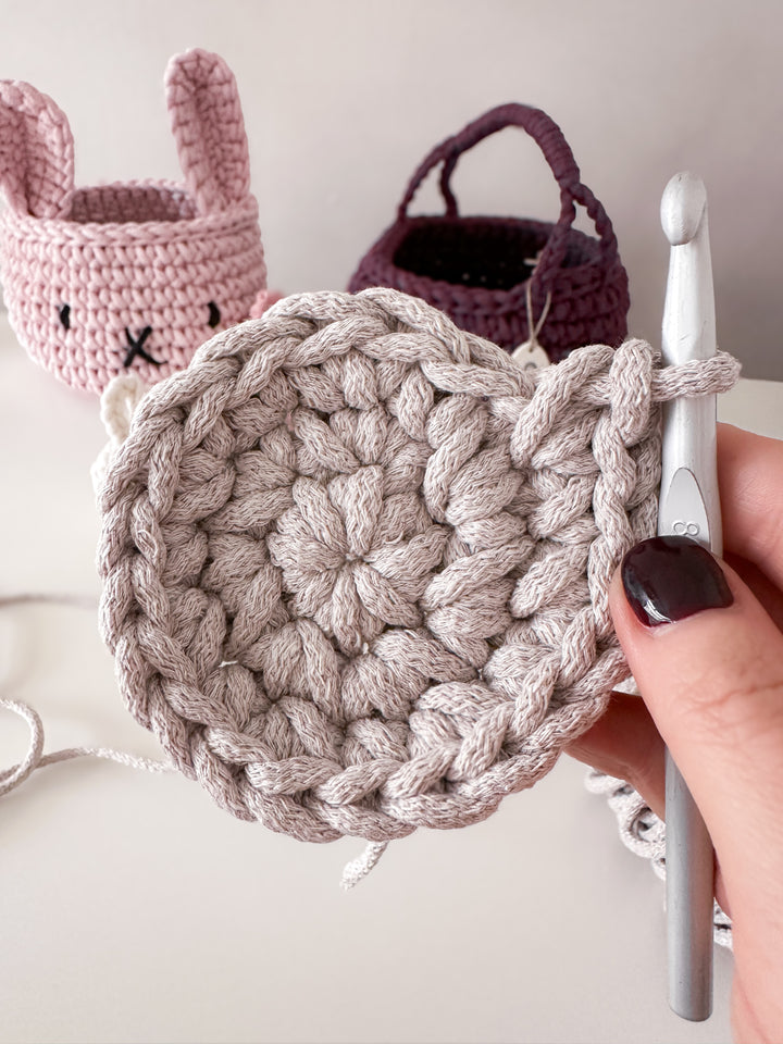 Crochet Easter Basket PATTERN - Zuri House