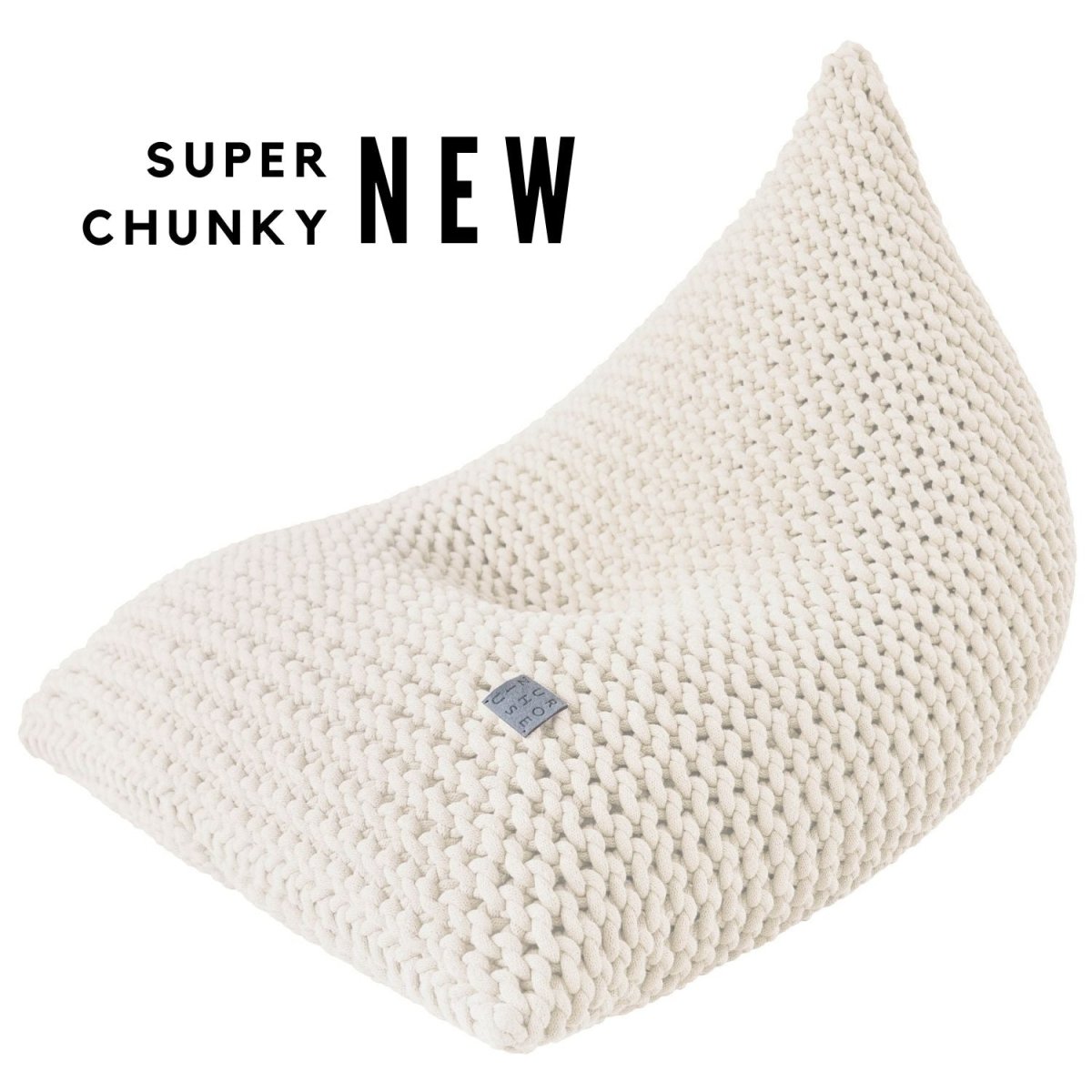 Chunky knitted bean bag | IVORY - Zuri House