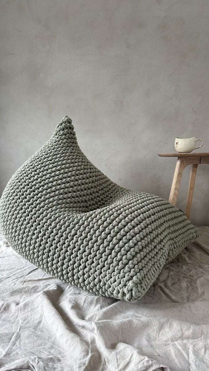 Chunky knitted bean bag | LIGHT OLIVE - Zuri House