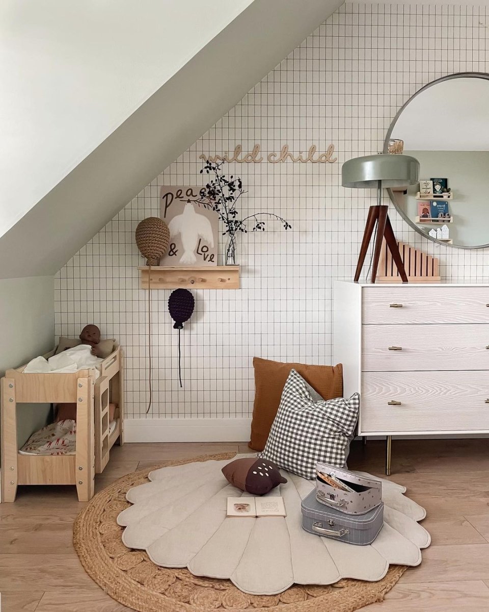Crochet balloon | AUBERGINE - Zuri House
