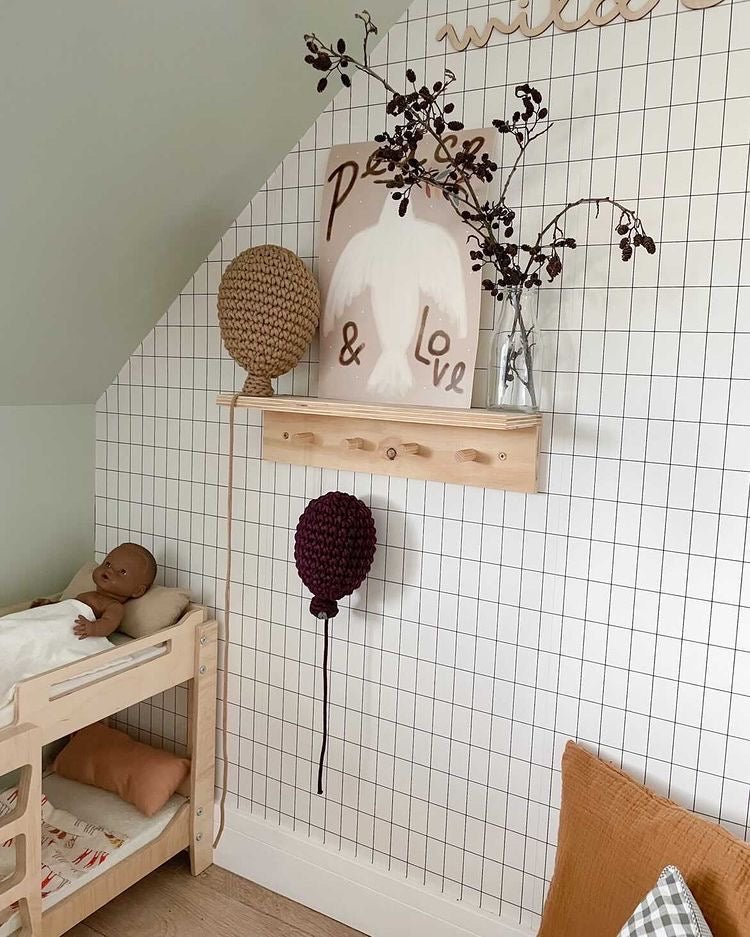 Crochet balloon | AUBERGINE - Zuri House