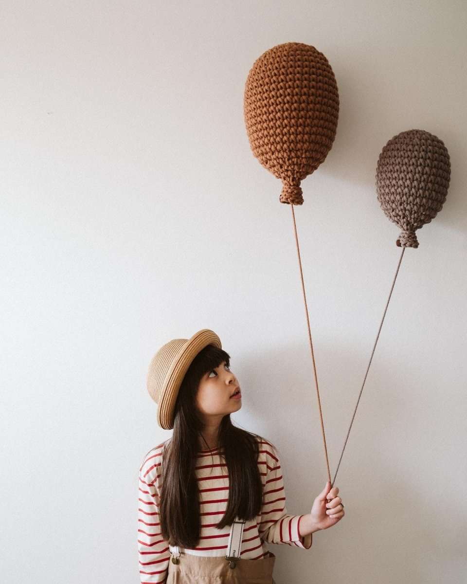 Crochet balloon | CINNAMON - Zuri House