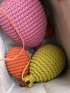 Crochet balloon | GOLD GREEN - Zuri House
