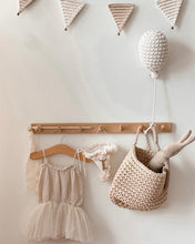 Crochet balloon | IVORY - Zuri House