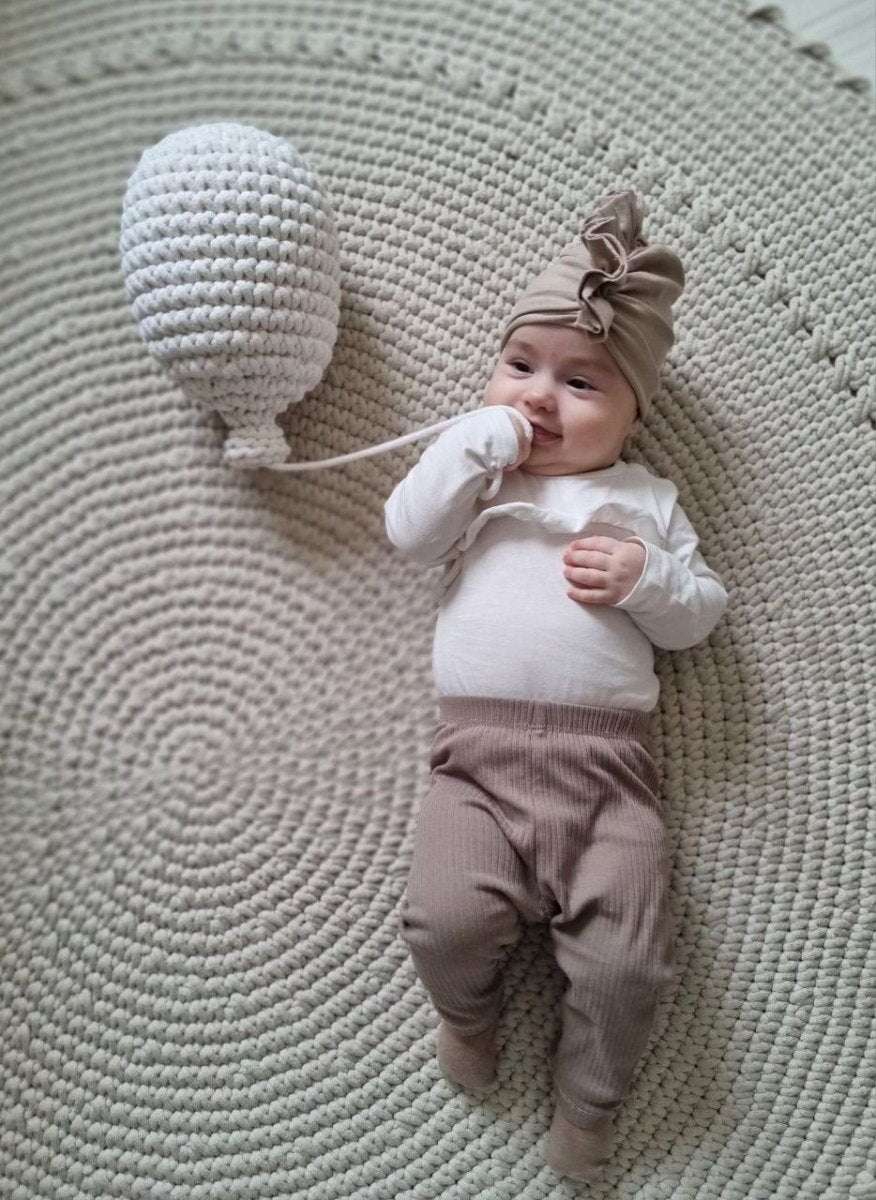 Crochet balloon | IVORY - Zuri House