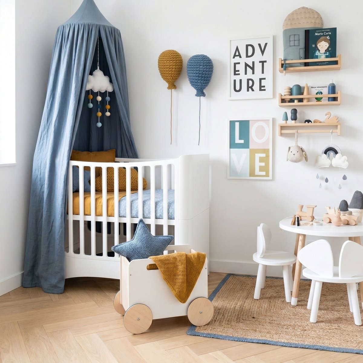 Crochet balloon | LIGHT DENIM - Zuri House