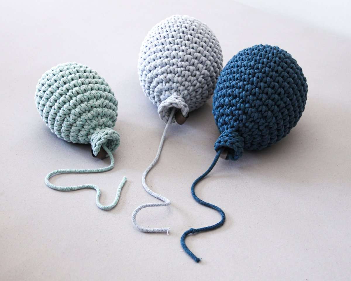 Crochet balloon | PETROL - Zuri House