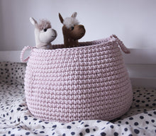 Crochet basket, size L | PALE PINK - Zuri House