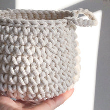 Crochet basket, Small | IVORY - Zuri House