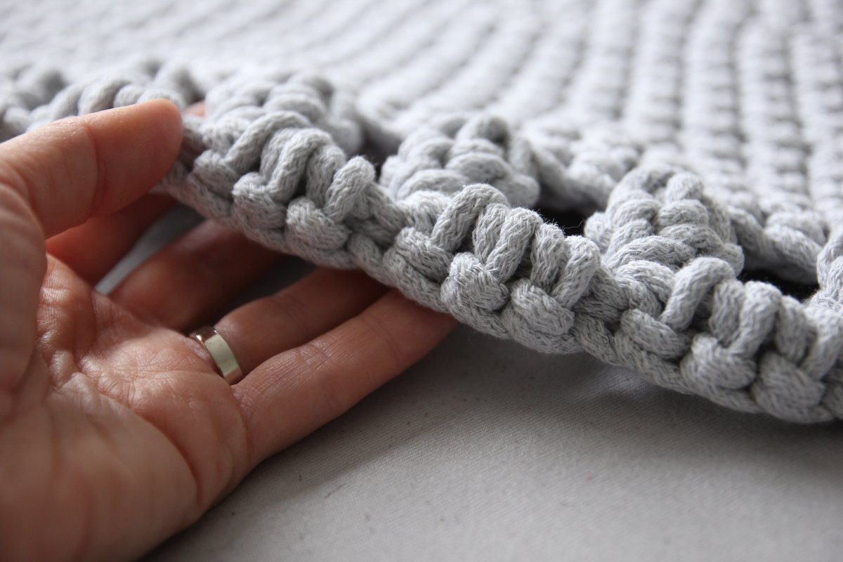 Crochet BOHO rug | LIGHT GREY - Zuri House