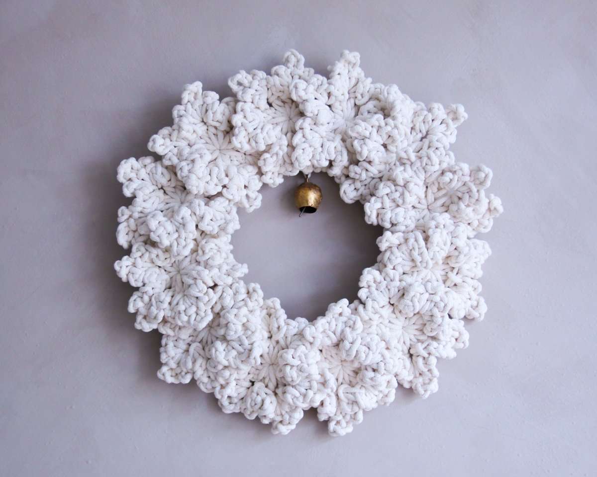 Crochet Christmas Wreath - Zuri House