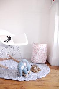 Crochet doily rug | LIGHT GREY - Zuri House
