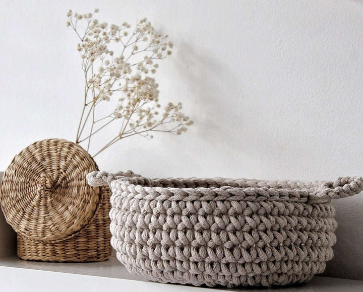 Crochet flat basket, Small | BEIGE - Zuri House