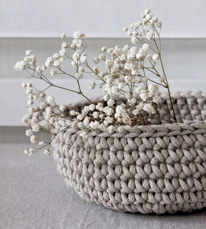 Crochet flat basket, Small | BEIGE - Zuri House