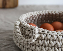 Crochet flat basket, Small | BEIGE - Zuri House