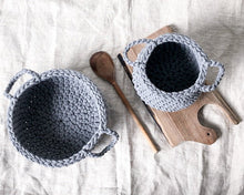 Crochet flat basket, Small | DARK GREY - Zuri House