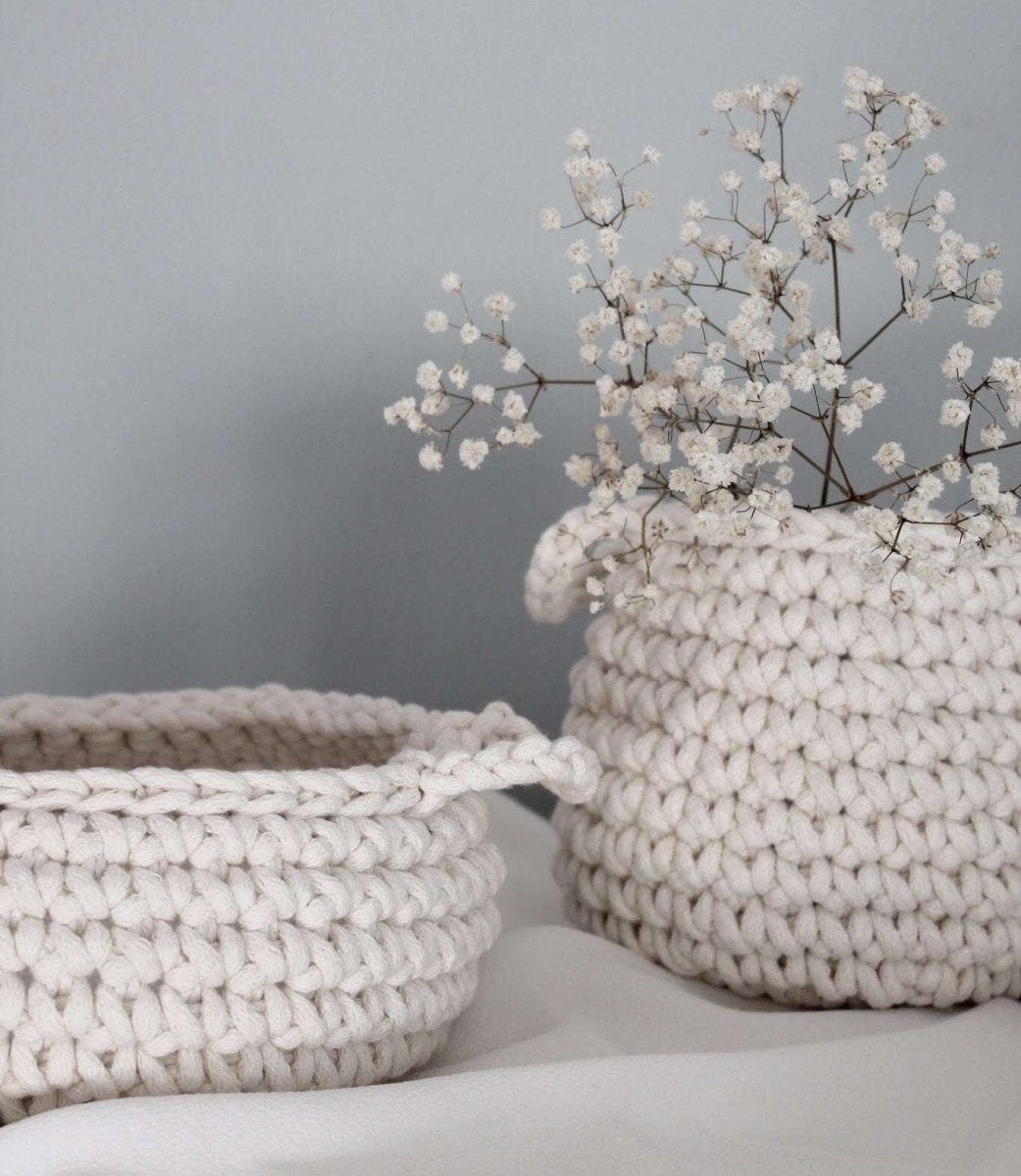 Crochet flat basket, Small | IVORY - Zuri House