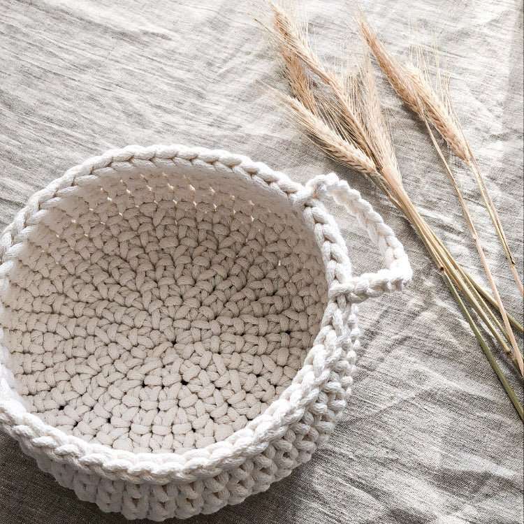 Crochet flat basket, Small | IVORY - Zuri House