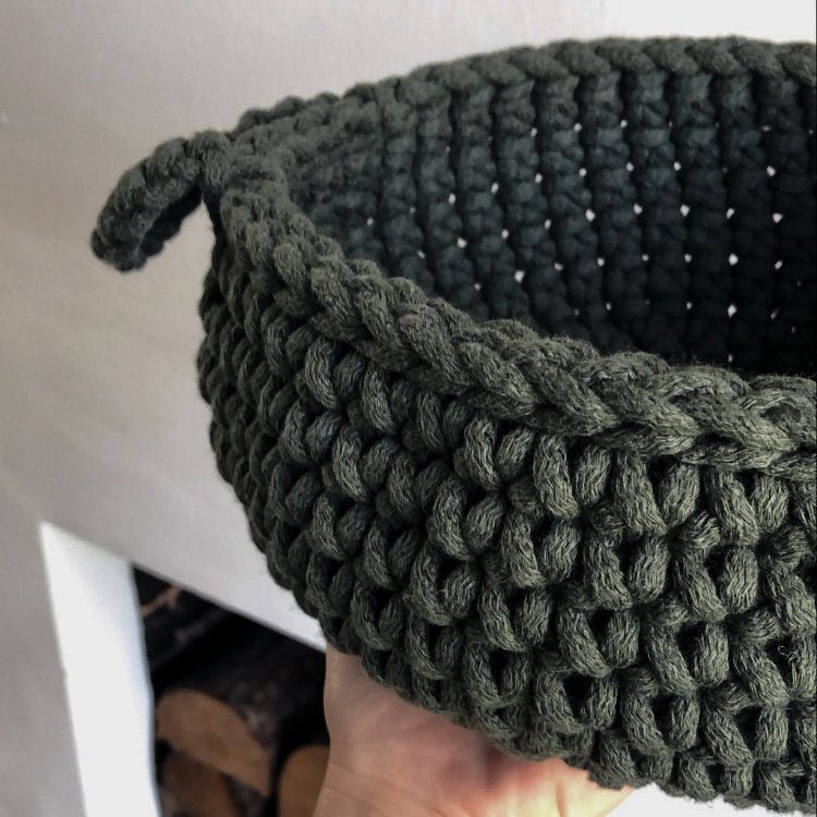 Crochet flat basket, Small | OLIVE GREEN - Zuri House