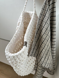 Crochet hanging bag, Large | IVORY - Zuri House