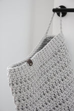 Crochet hanging bag, Large, LIGHT GREY - Zuri House