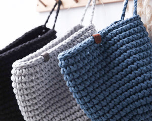 Crochet hanging bags | LIGHT GREY - Zuri House