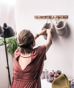 Crochet hanging bags | OATMEAL - Zuri House