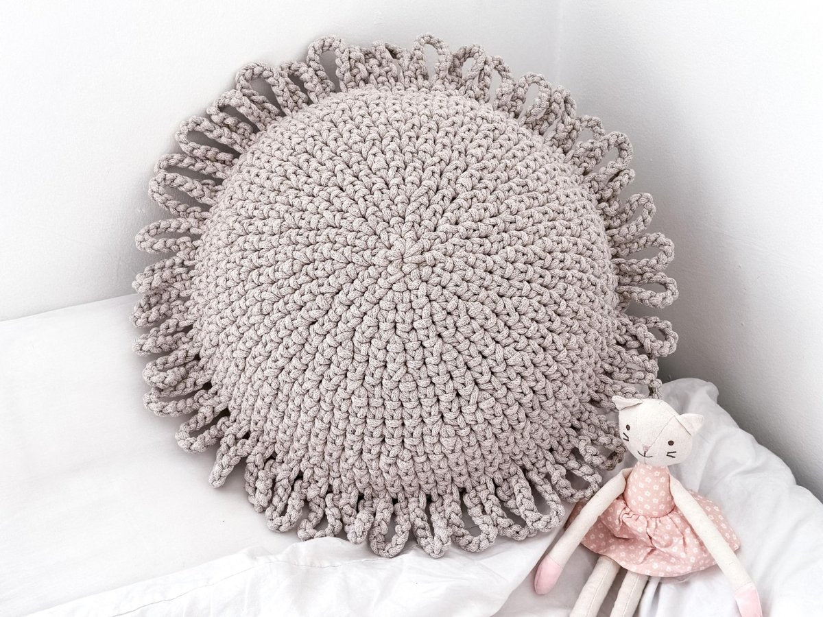 Crochet kids cushion FUN | OATMEAL - Zuri House