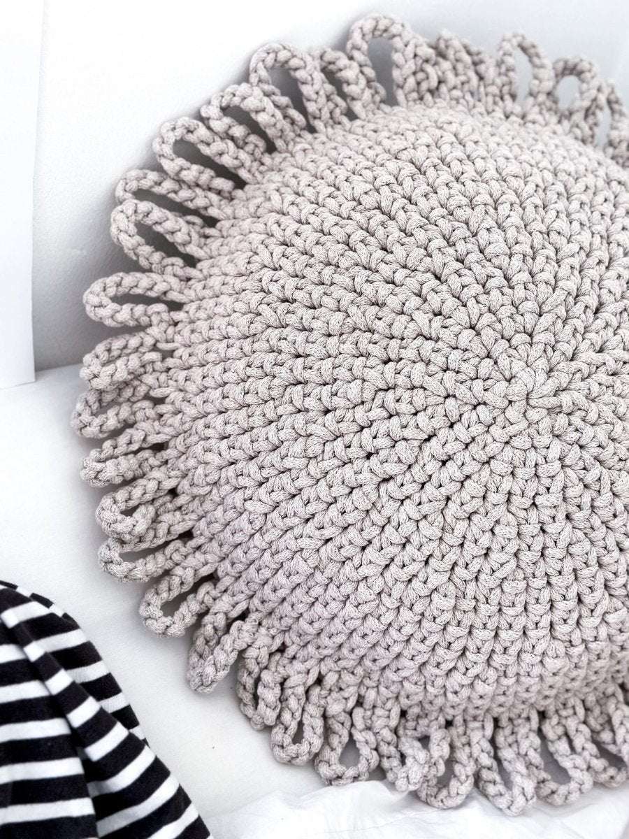 Crochet kids cushion FUN | OATMEAL - Zuri House