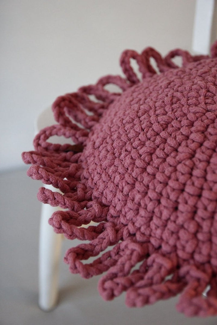 Crochet kids cushion FUN | OLD ROSE - Zuri House