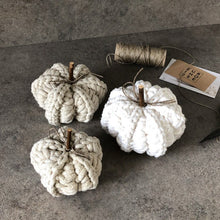 CROCHET PUMPKINS new - Zuri House