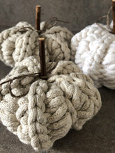 CROCHET PUMPKINS new - Zuri House