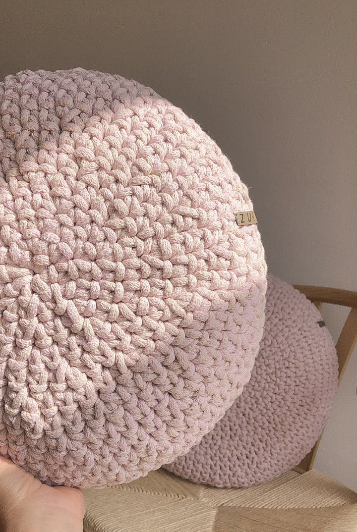 Crochet round cushion | PALE PINK - Zuri House