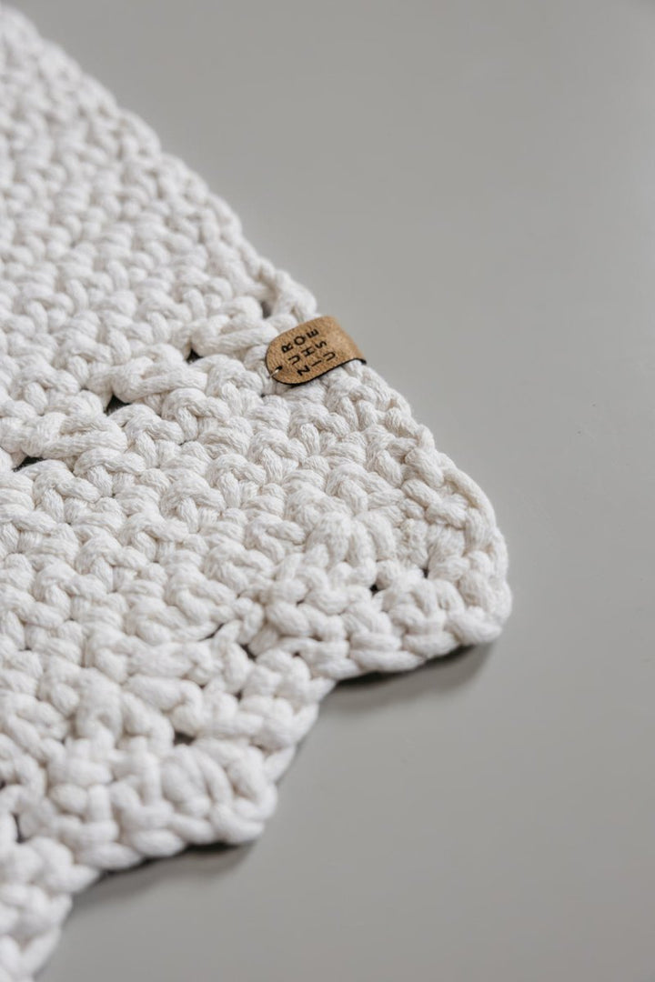 CROCHET RUG LINA | IVORY - Zuri House