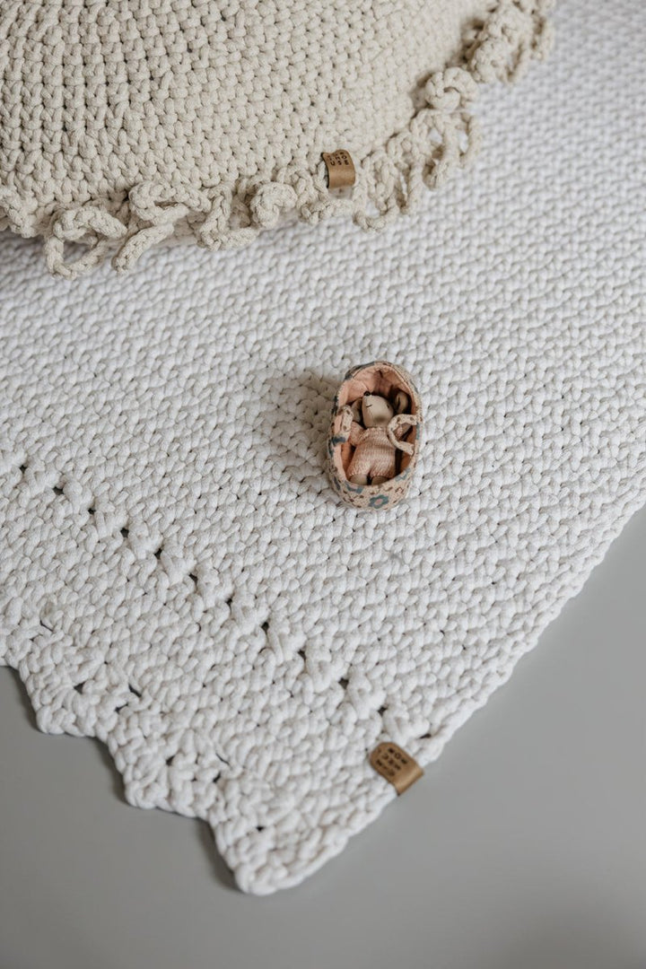 CROCHET RUG LINA | IVORY - Zuri House