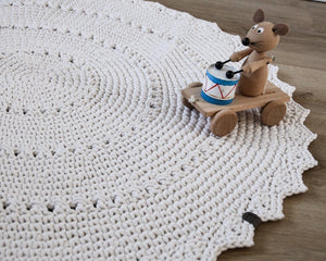 Crochet rug MANDALA | IVORY - Zuri House