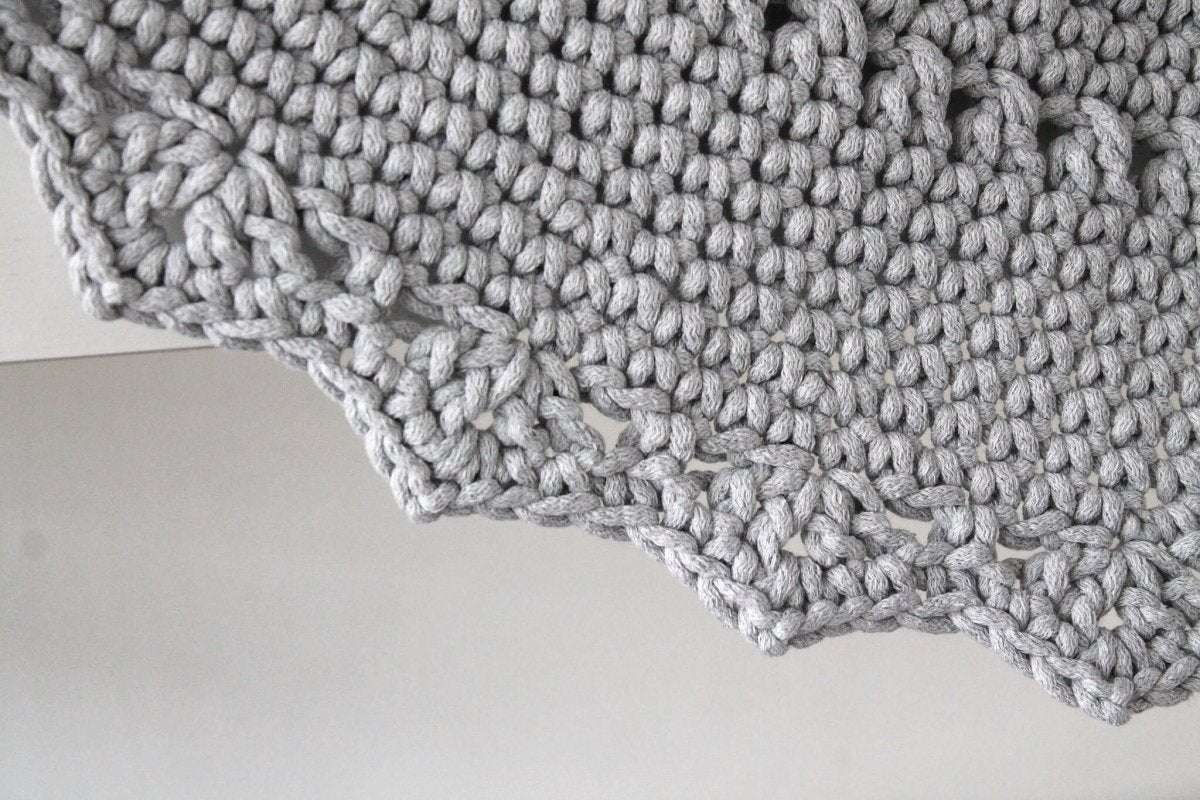 Crochet rug MANDALA | LIGHT GREY | 100cm - Zuri House