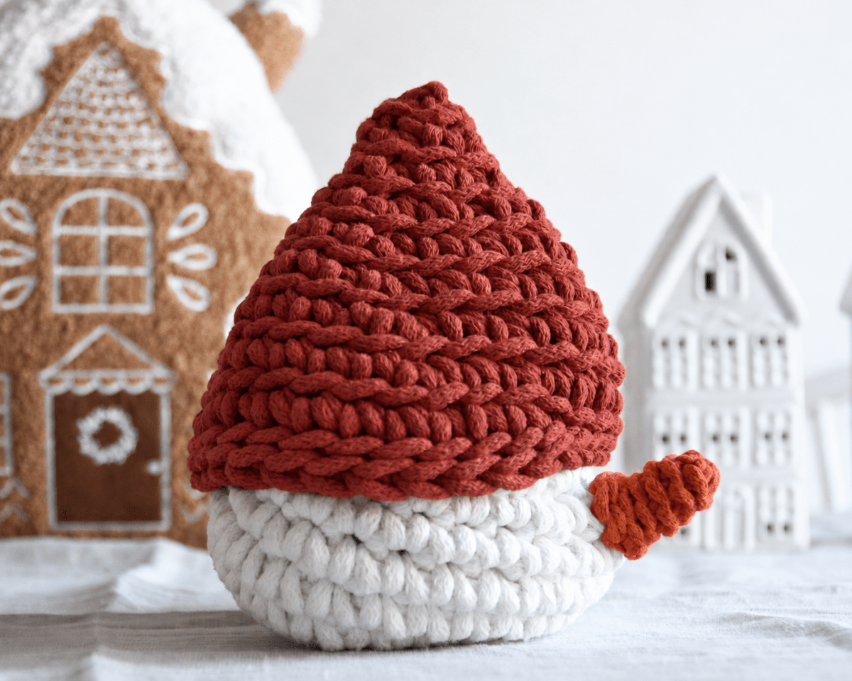 Crochet Snowman Basket | TERRACOTTA - Zuri House