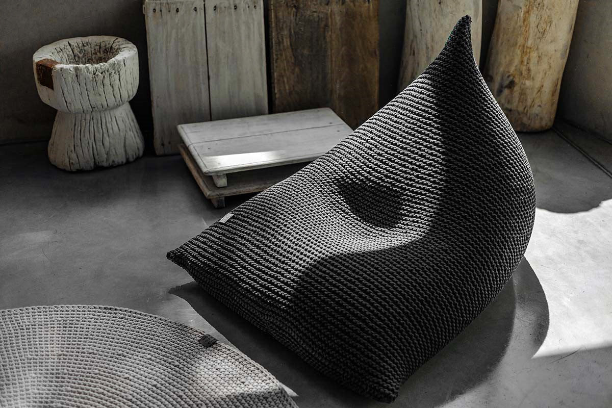 Knitted bean bag | GRAPHITE - Zuri House